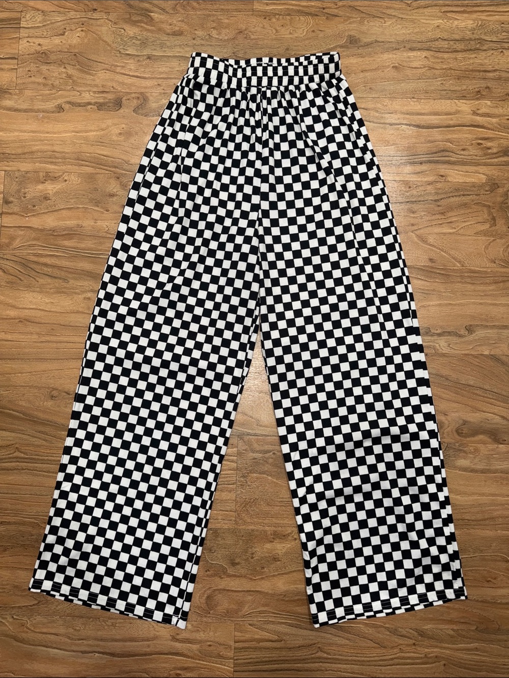 Women's Black & White All-Around Checkerboard Wide-Leg Pants